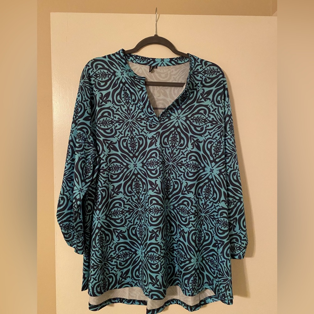 Two tone blue roll sleeve blouse